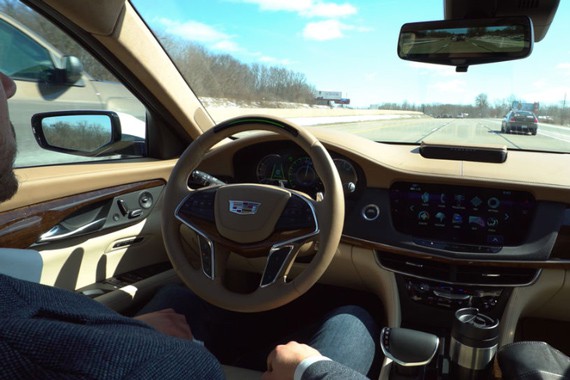 体验通用Super Cruise，超车还要司机搭把手| 视频