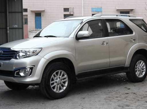 力压汉兰达和普拉多,四驱越野王,丰田这款车只卖25万