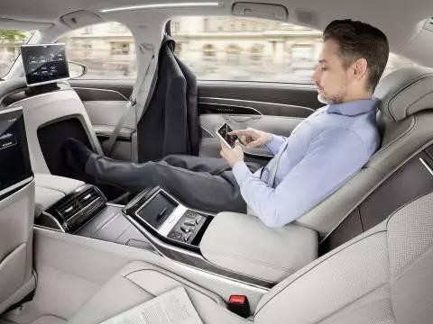 如果坐在汽车后排并没有比前排更安全,你上车坐哪儿?