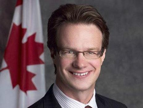 家喻户晓的老外主持人大山,妻子是重庆妹子