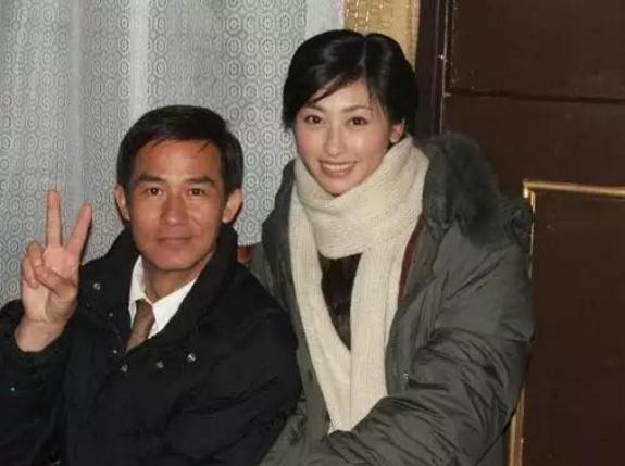 这么近那么远，娱乐圈那些让人意想不到的明星夫妻！