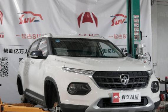 这台6万块的国产SUV，底盘用料不输15万日系车