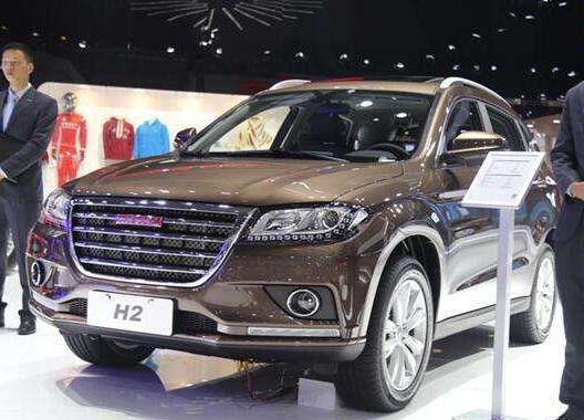 10万块到底买哈弗H2还是传祺GS4, 看到内饰才懂