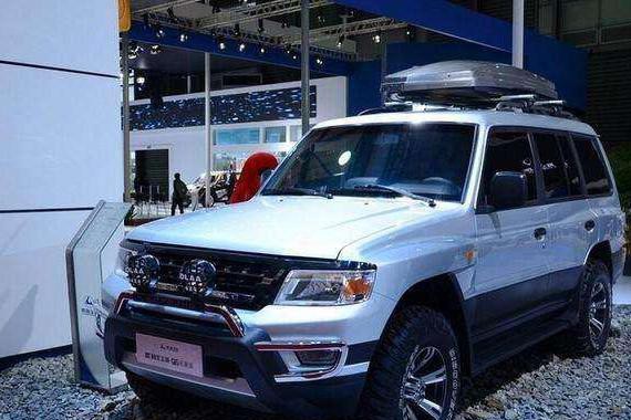 售价12万, 霸气不输揽胜, 国产硬汉SUV标配全时四驱