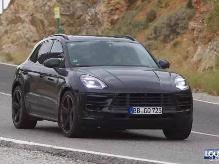 保时捷Mancan造型动力看齐Panamera 9月车展亮相