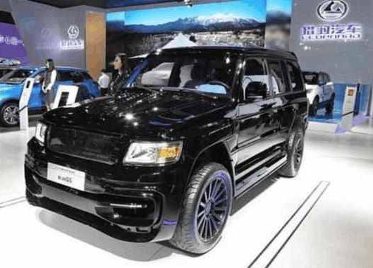 前脸似路虎, 尾部似奔驰G级,仅12万还配七座