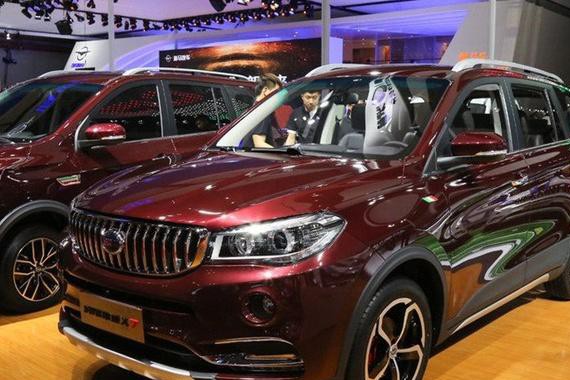 众泰躲在宝马后面哭，国产宝马X5自动挡上市才80000