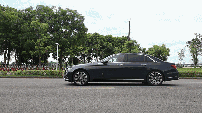 实测:v6 双涡轮,这台中大型豪华轿车标杆能跑多快