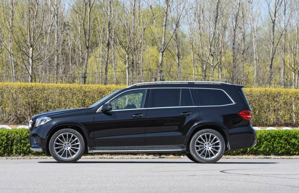 油耗最高的10款SUV，最低百公里15个油