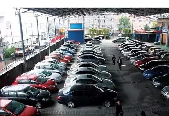 买二手车别再盯着里程表，这三地方不看，买完准后悔