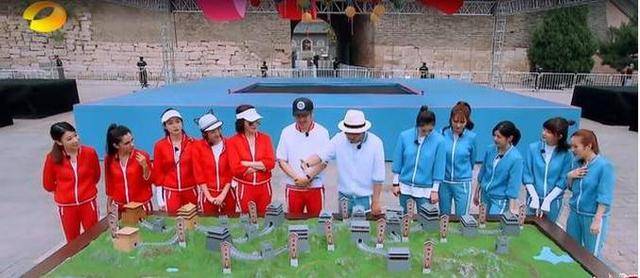 《我们来了2》关之琳脸都垮掉了！镜头少的可怜还一脸不屑 汪涵都拿她没办法 - 12
