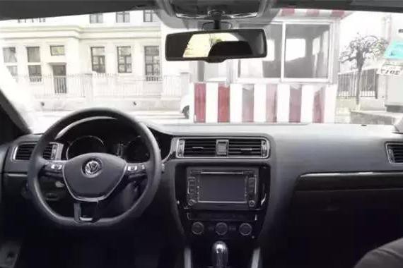 光看内饰你能猜出这些是什么车吗？全猜对是老司机！