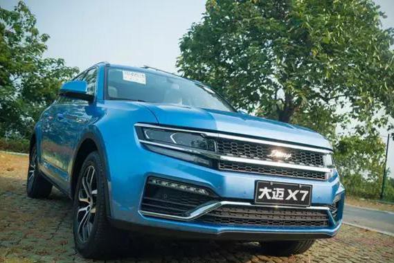 这年头有颜有实力才是王道，大迈X7绝对算一个