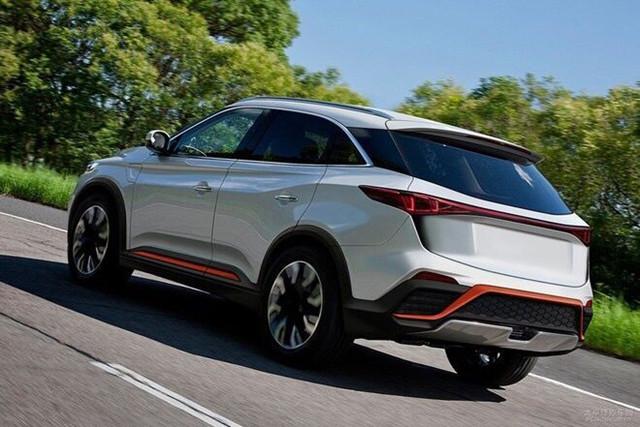 威马首款纯电动车亮相,续航高达600公里,颜值