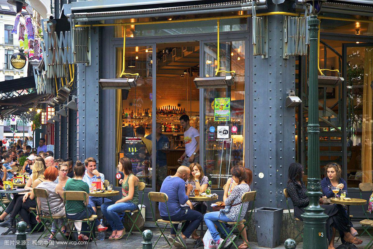 30平、日出120+杯：这家写字楼咖啡馆，琢磨透了“白领需求”-开店邦