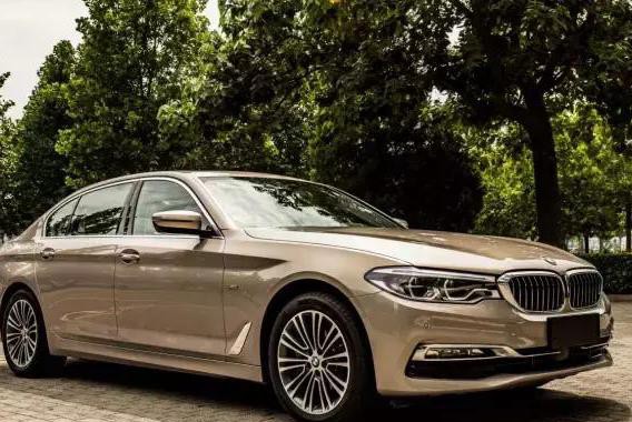 把玩地表最强国产合资车 车镜试驾宝马540Li行政版