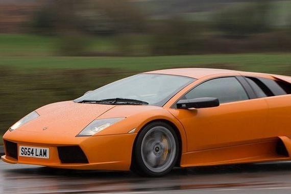 你说超跑是用来停着的，那咱该好好谈谈了