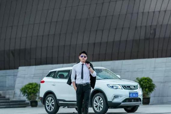 买宝马的他为什么最终选择了吉利博越 ？