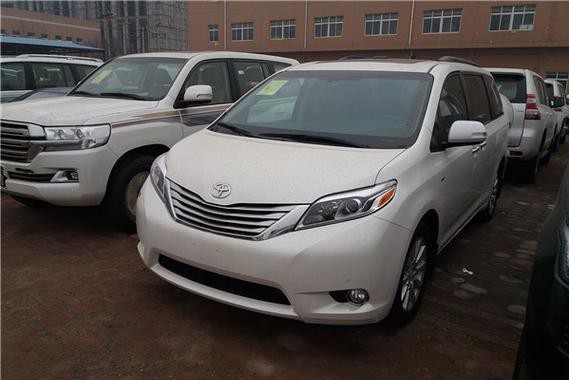 2017款丰田塞纳四区限量版 3.5排量