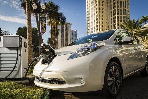 豪赌之下，这可能才是特斯拉最该注意的敌手