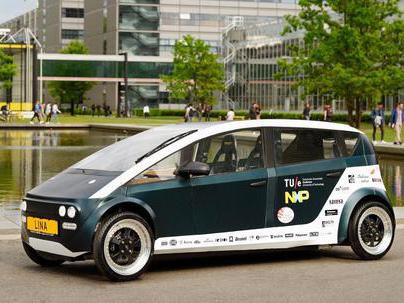 你们90后还在玩荣耀，荷兰学生用植物材料造出了汽车