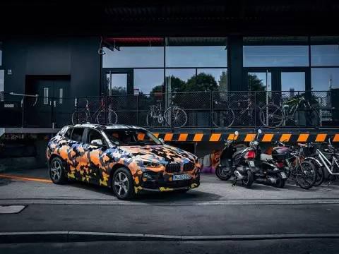 下月法兰克福车展，宝马即将凑齐SUV家族的七兄弟