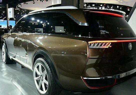 全新国产7座SUV, 悬浮设计霸气不输路虎, 卖30万