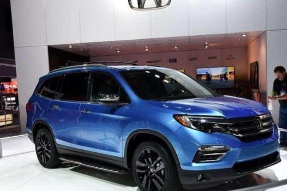 V6动力, 配大尺寸中控大屏, 大7座霸主怒怼汉兰达