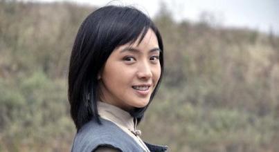 吴京的两个女友一个半温不火，一个沦为二线？