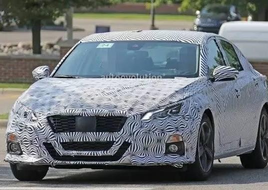 2017年最具潜力日系B级车，不是全新凯美瑞和雅阁