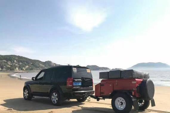 这款房车仅1.98万，带上它不比揽胜差