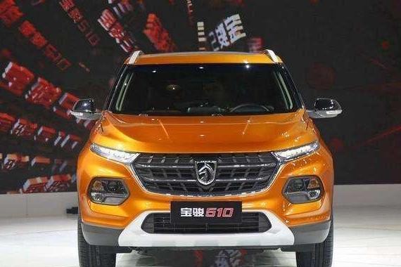 ABS+ESP, 上市第一天卖8000多辆, 这好车顶配才7万