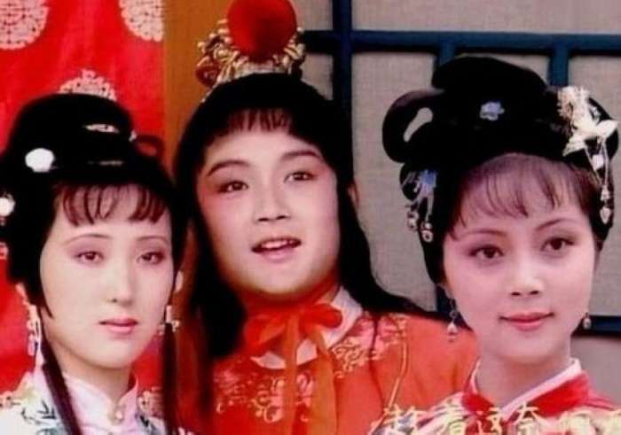 《红楼梦》真实大结局曹雪芹早有透露，很多人没注意