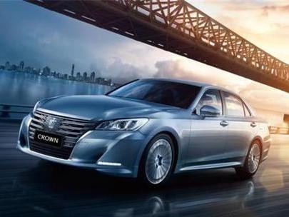 内忧外患 一代经典皇冠只能“低头摇摆”？