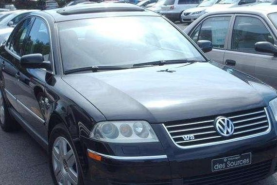 60万帕萨特路边违停被拖走，车主无奈：8万元没了