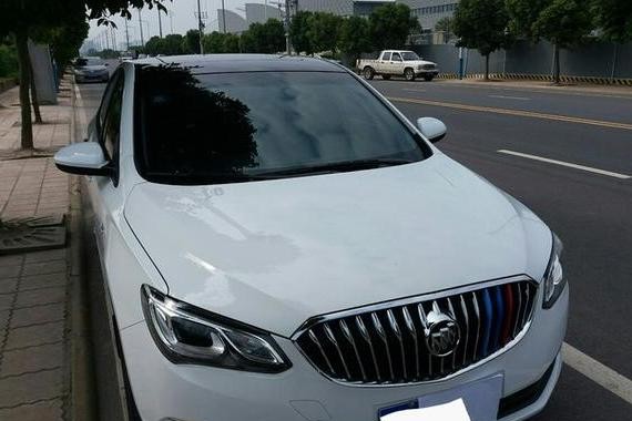 小科员提英朗，送丈母娘回家路上遇这事，车主尴尬了