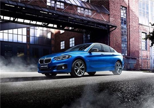 中国特供的三厢版宝马1系 却在中国崴了脚？