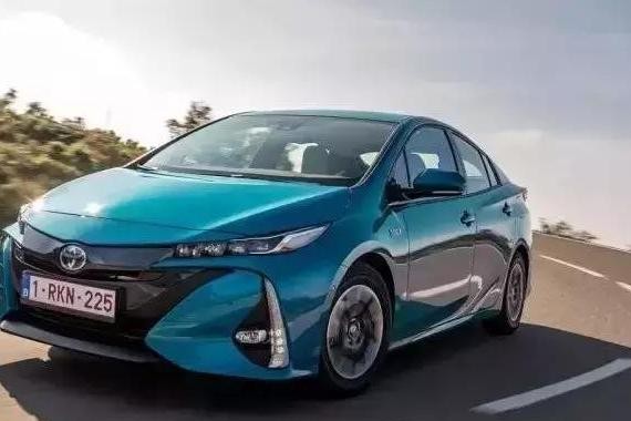 谁不重视传统汽车技术，谁就会吃亏，就会栽跟斗