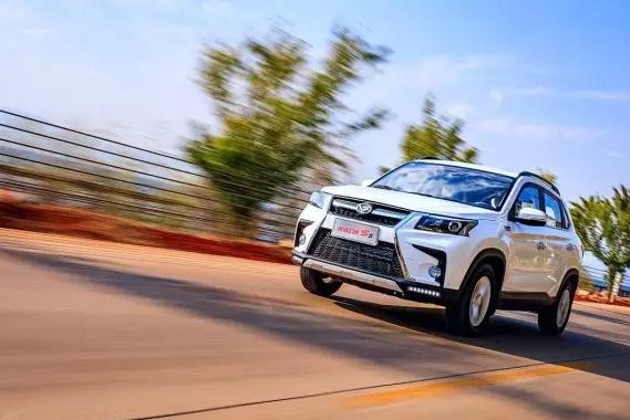 预算8万买哪款SUV？这款CVT的自动挡，还能买顶配