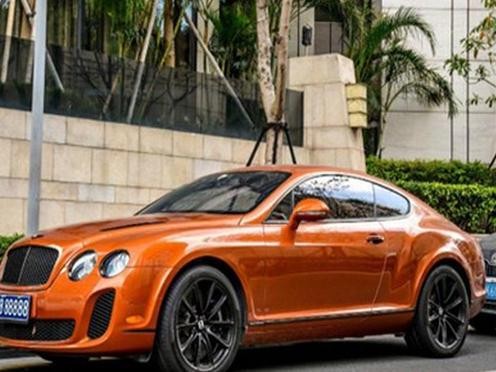 出门偶遇8连号车牌，超百万深圳最贵牌