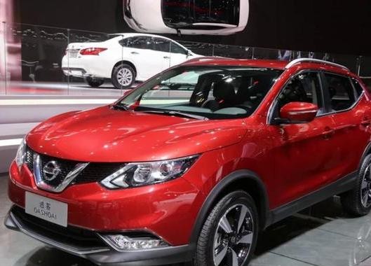 15万级别SUV三车对比，有颜值性价操作性，3008最丑