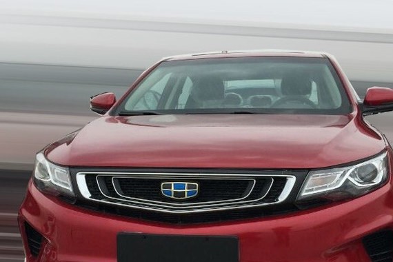 新款帝豪GL路试谍照曝光 外观造型调整