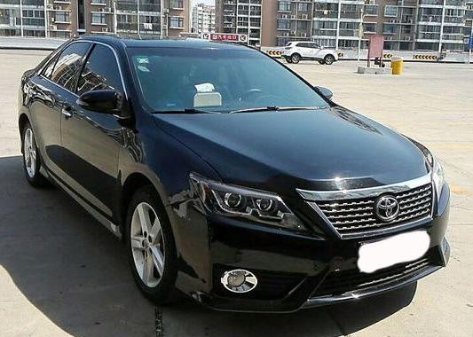 180000买的凯美瑞，7万公里12万转手，买家：你抢钱