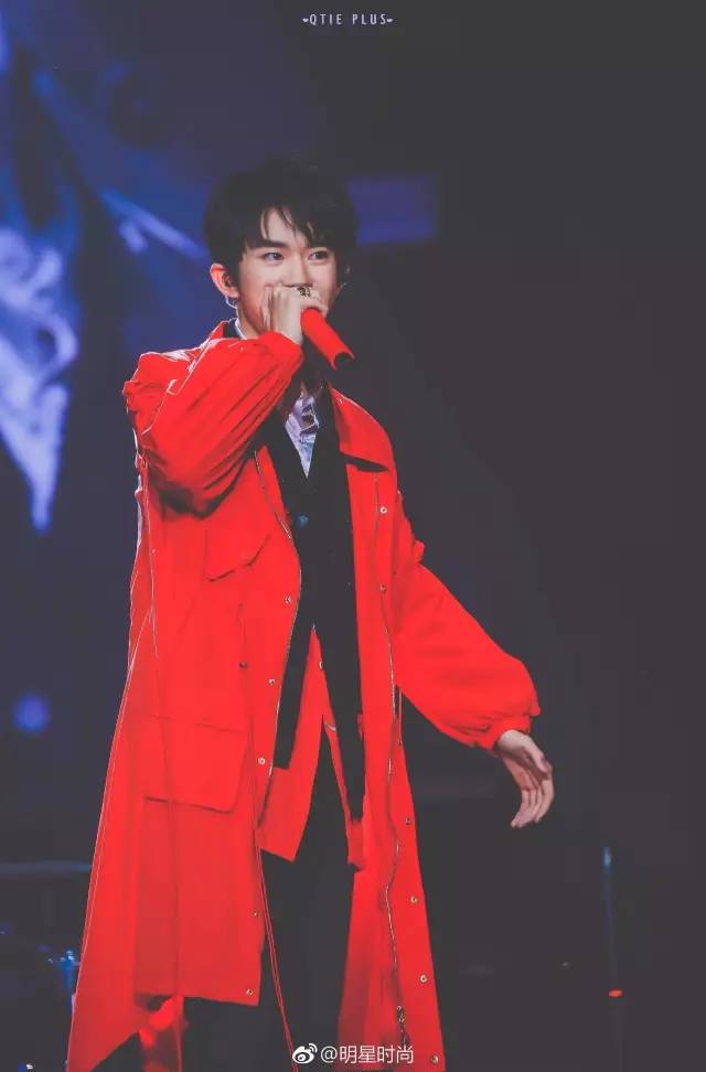 TFboys刚开四周年演唱会要解散?王俊凯崩溃大