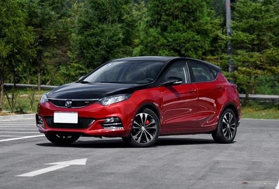 长安逸动XT RS发布，成都车展上市，设计更加运动化