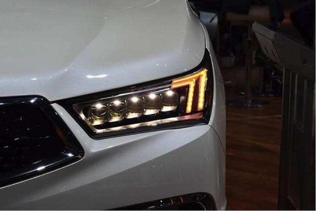 以为是长安,坐进车内一看,竟然值200万!-手机新