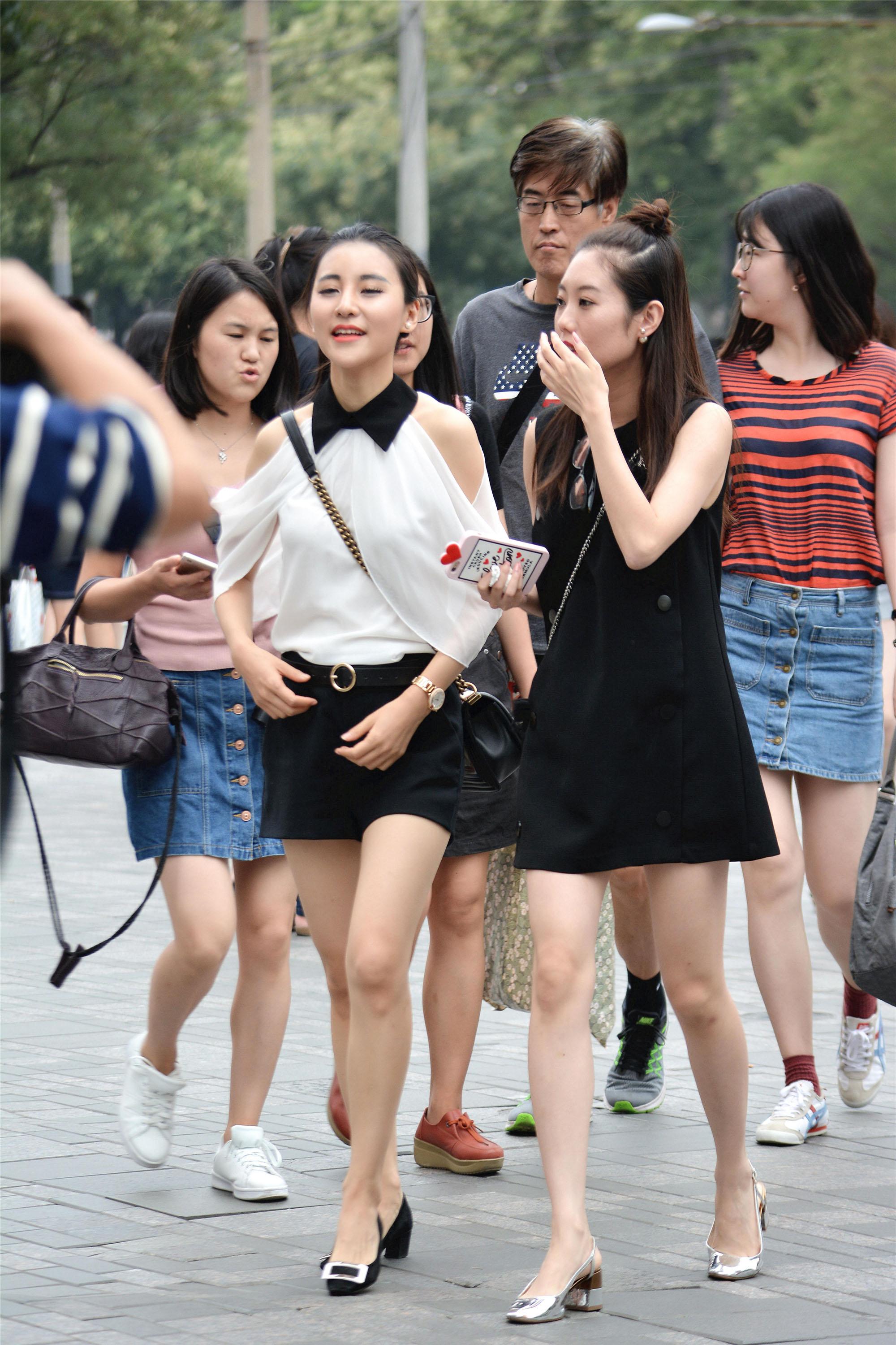 你是否喜欢和比你漂亮的姐妹出行逛街