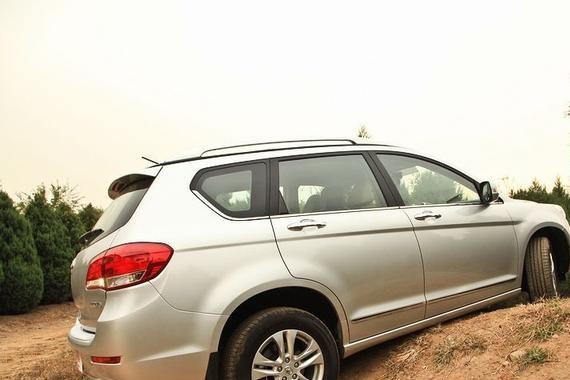 你的SUV也是四驱的吗？对啊，我的是适时四驱！再见