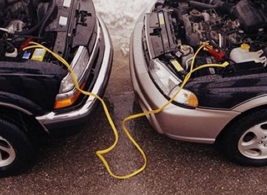 汽车电瓶保养大家各说纷纭，但这几点却是公认需注意