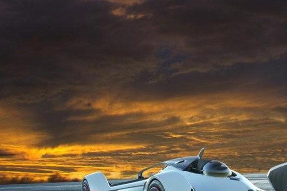 这辆雪佛兰要你趴着开，全球仅一辆，比飞机还快！